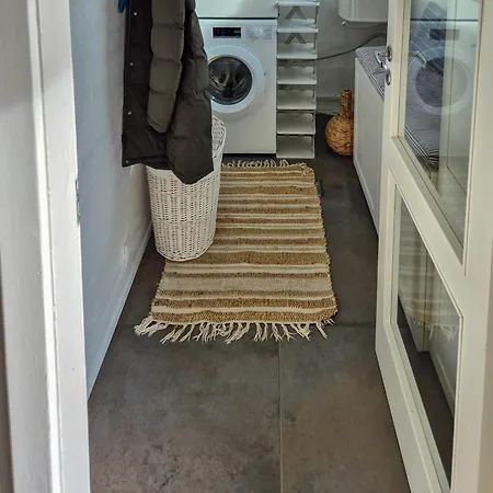 Familievenligt Sommerhus Naer Badestrand Holiday home