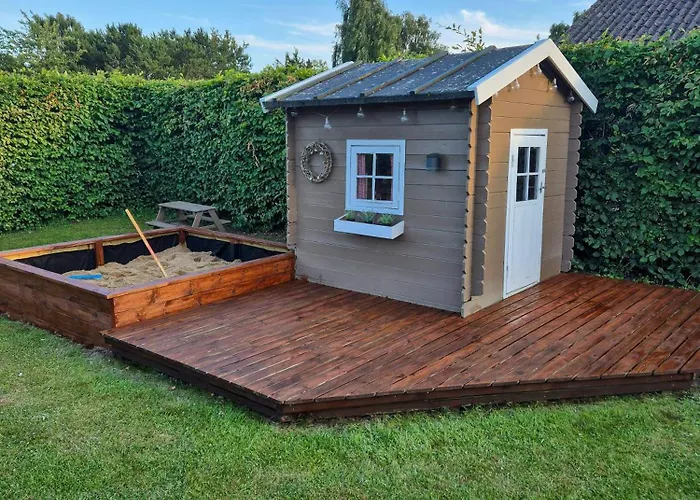 Family-friendly Near Feriehus Skovbyballe